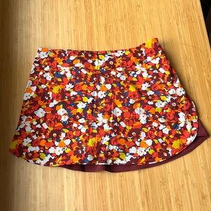 Outdoor voices flower skirt- skort in Paprika Bloom